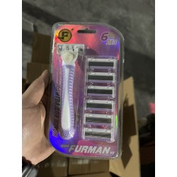 Men's razor +6 spare blades...