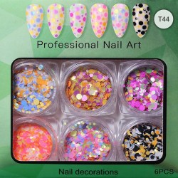 Set of 6 different nail...